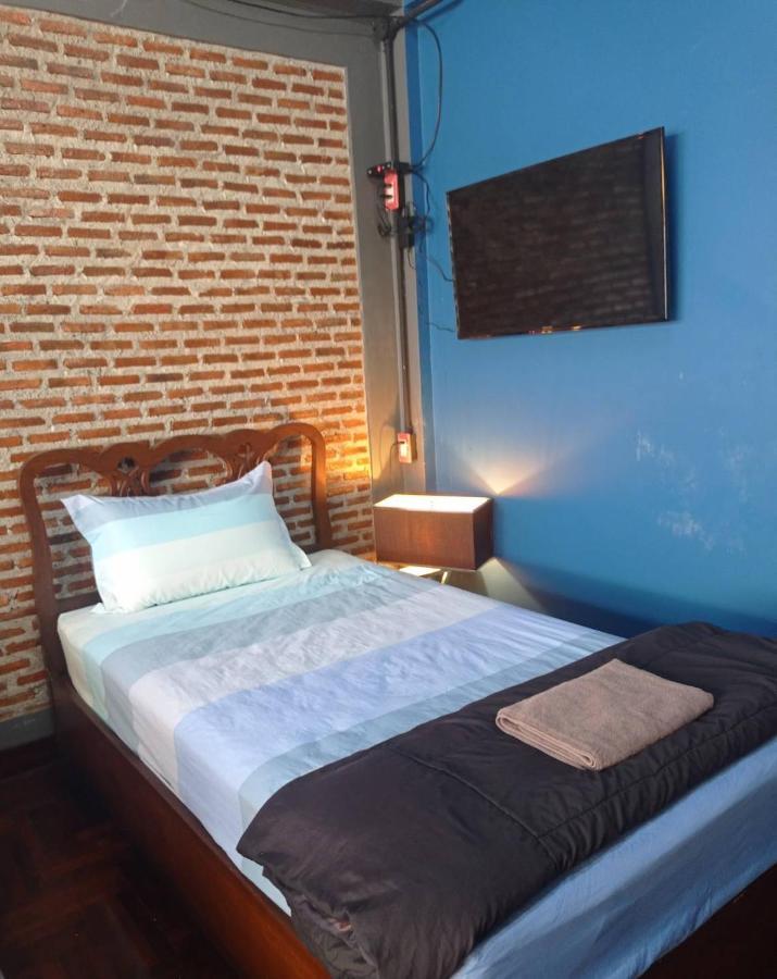 Baan Mae Khian Cafe & Boutique Hotel Аюттхая Екстер'єр фото
